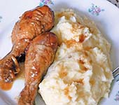 mezes-vorosboros-csirkecombok